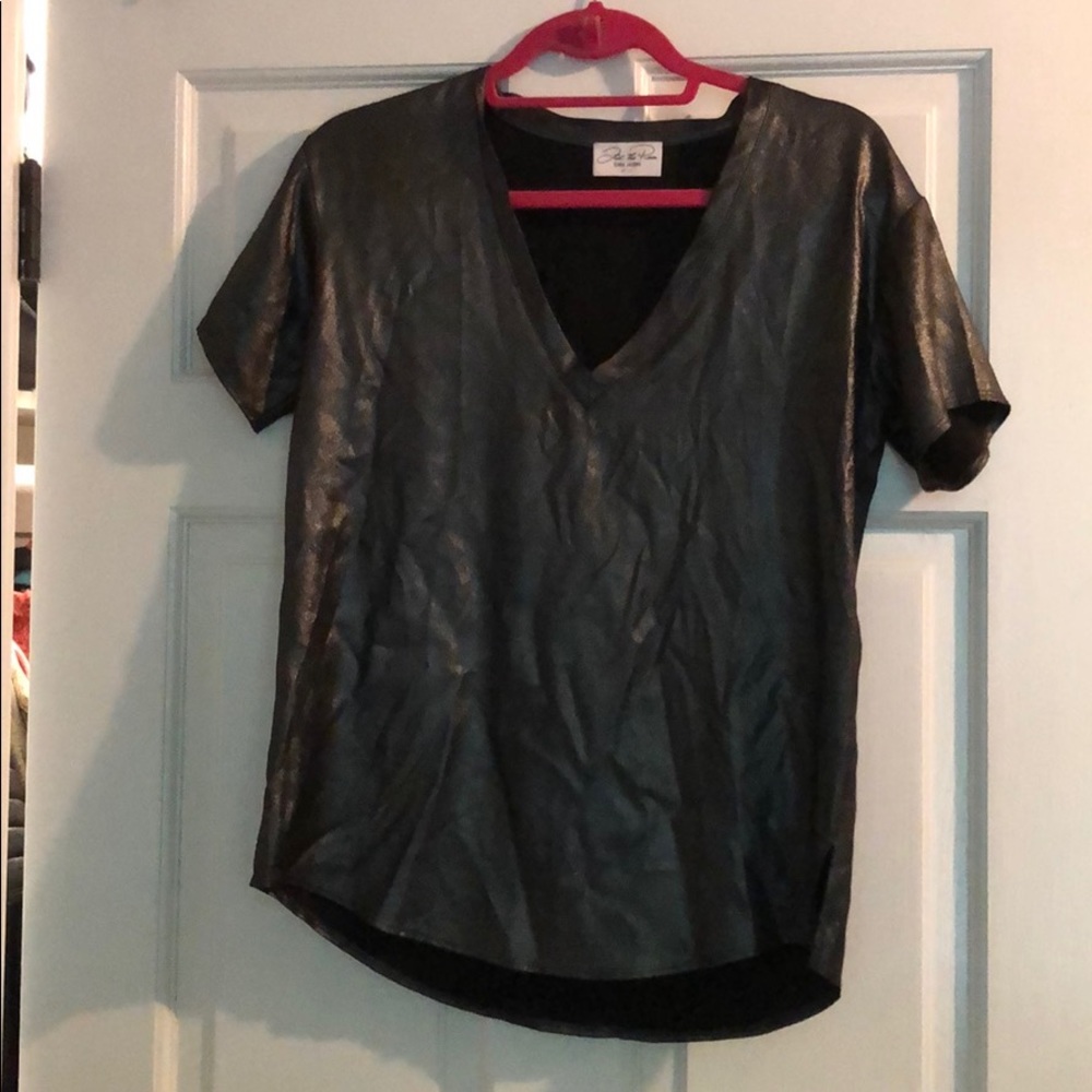 V neck shirt